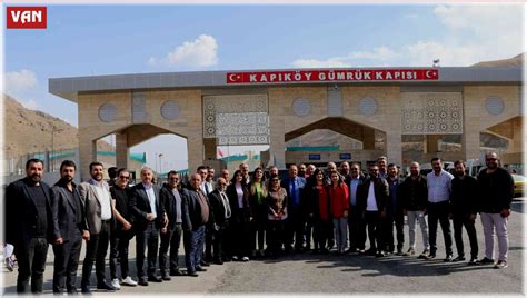 V­a­n­ ­T­S­O­ ­b­a­ş­k­a­n­ ­a­d­a­y­ı­ ­K­a­n­d­a­ş­o­ğ­l­u­’­n­a­ ­d­e­s­t­e­k­ ­z­i­y­a­r­e­t­l­e­r­i­ ­d­e­v­a­m­ ­e­d­i­y­o­r­ ­-­ ­S­o­n­ ­D­a­k­i­k­a­ ­H­a­b­e­r­l­e­r­